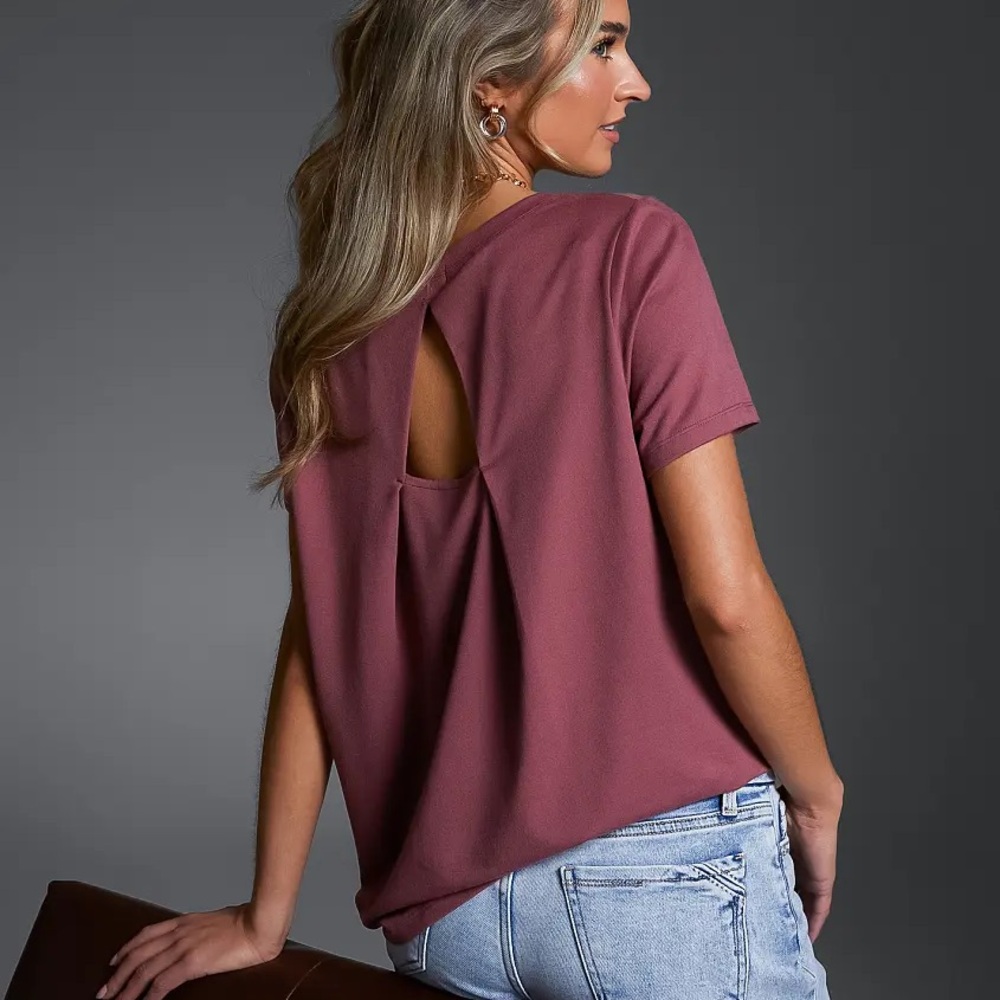 NWT Buckle Short-Sleeved Cut Out Back Flowy Womens  Top, Rose Brown, Medium